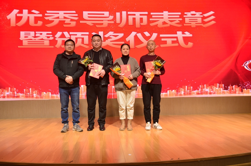超燃！熱烈慶祝2022“專(zhuān)精·聚心·同行”主題年會(huì)圓滿(mǎn)成功(圖7)